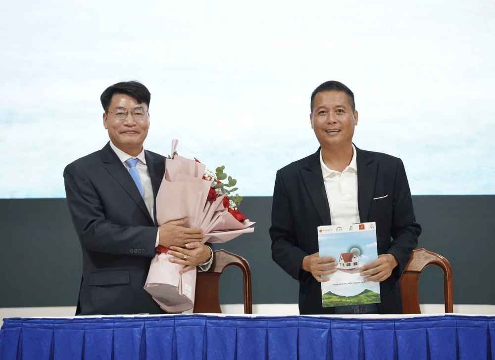 An cư cùng người lao động (58).JPG