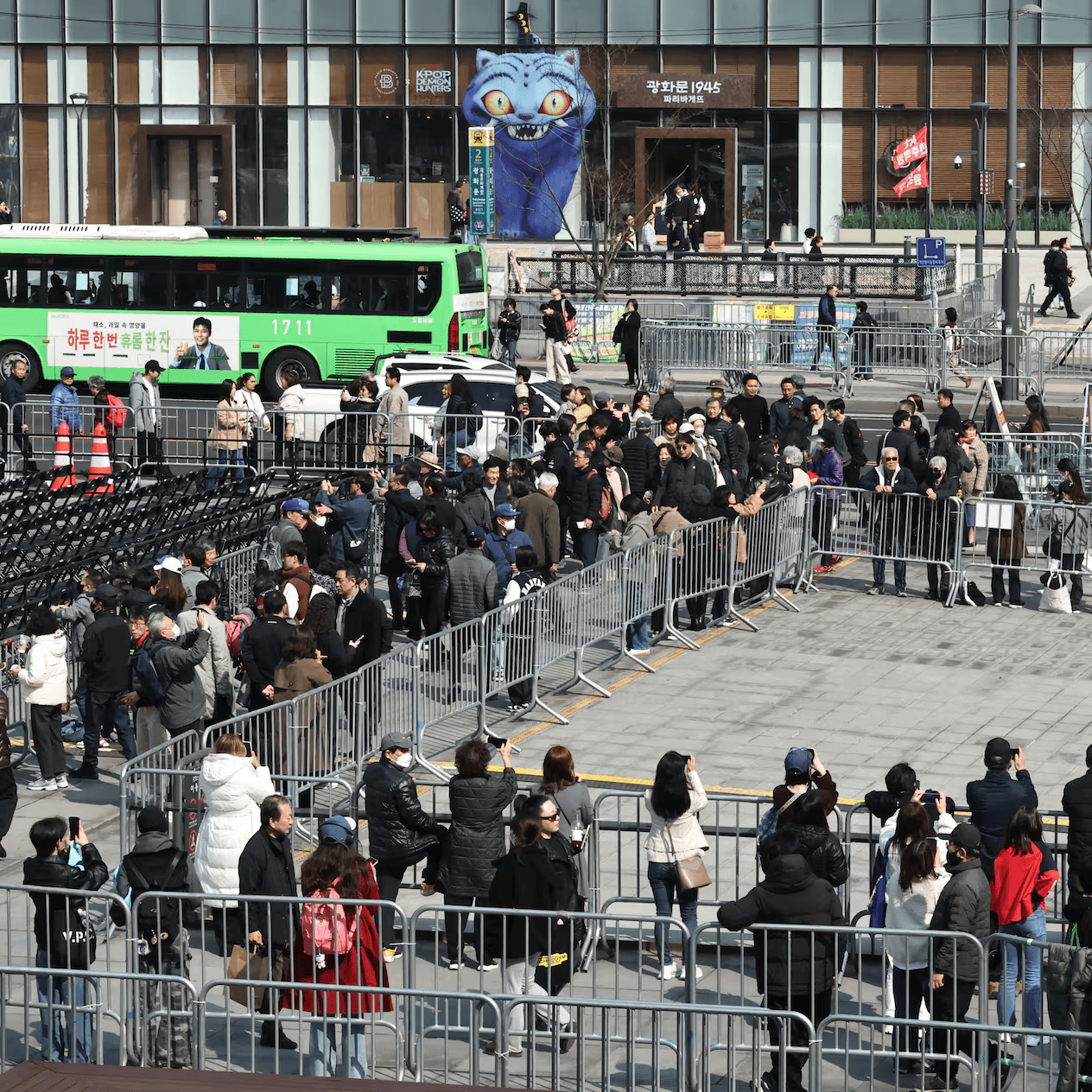 Truyền thông quốc tế nhận định Hàn Quốc dùng BTS quảng bá văn hóa, màn comeback lớn chưa từng có trong lịch sử- Ảnh 4.