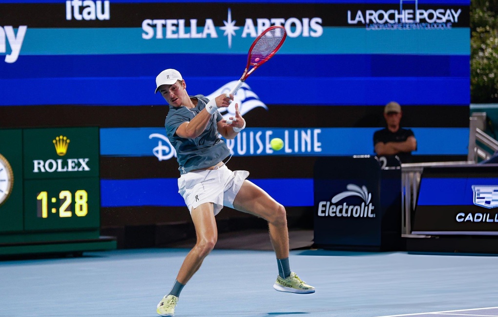 Alcaraz bản lĩnh vượt sức ép, khuất phục Fonseca tại Miami Open - 2