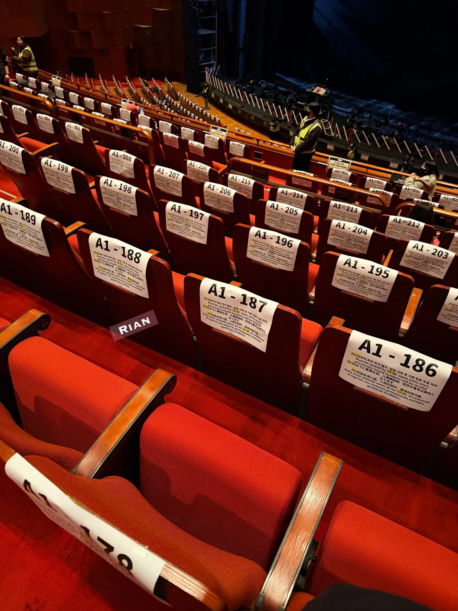 Trước giờ G concert miễn phí của BTS: Thủ tướng Hàn Quốc đích thân thị sát, cả thế giới hướng về Trước giờ G concert miễn phí của BTS: Thủ tướng Hàn Quốc đích thân thị sát, cả thế giới hướng về