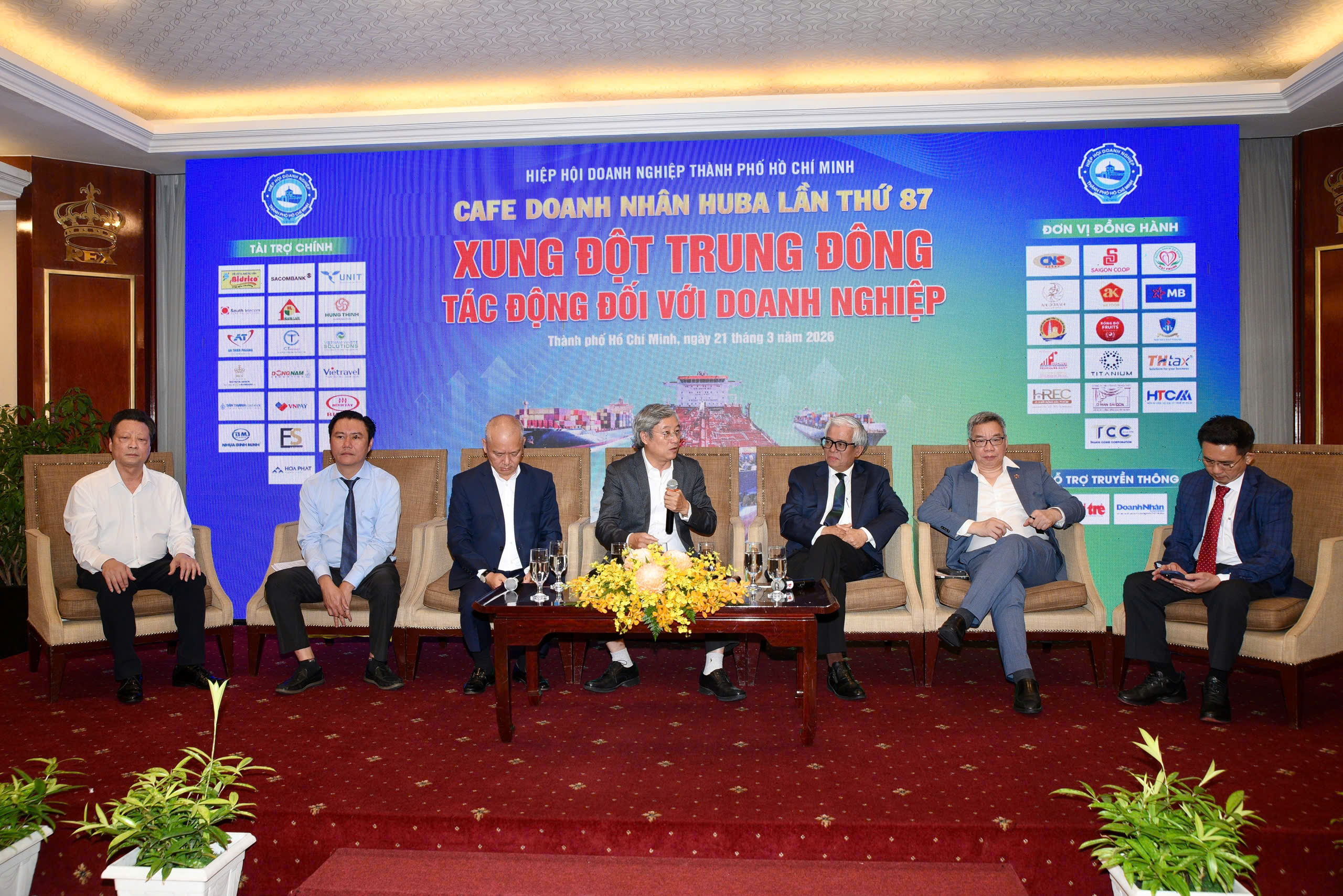 Doanh nghiệp Việt ứng phó xung đột Trung Đông và tác động đến kinh tế 2026 - Ảnh 3.