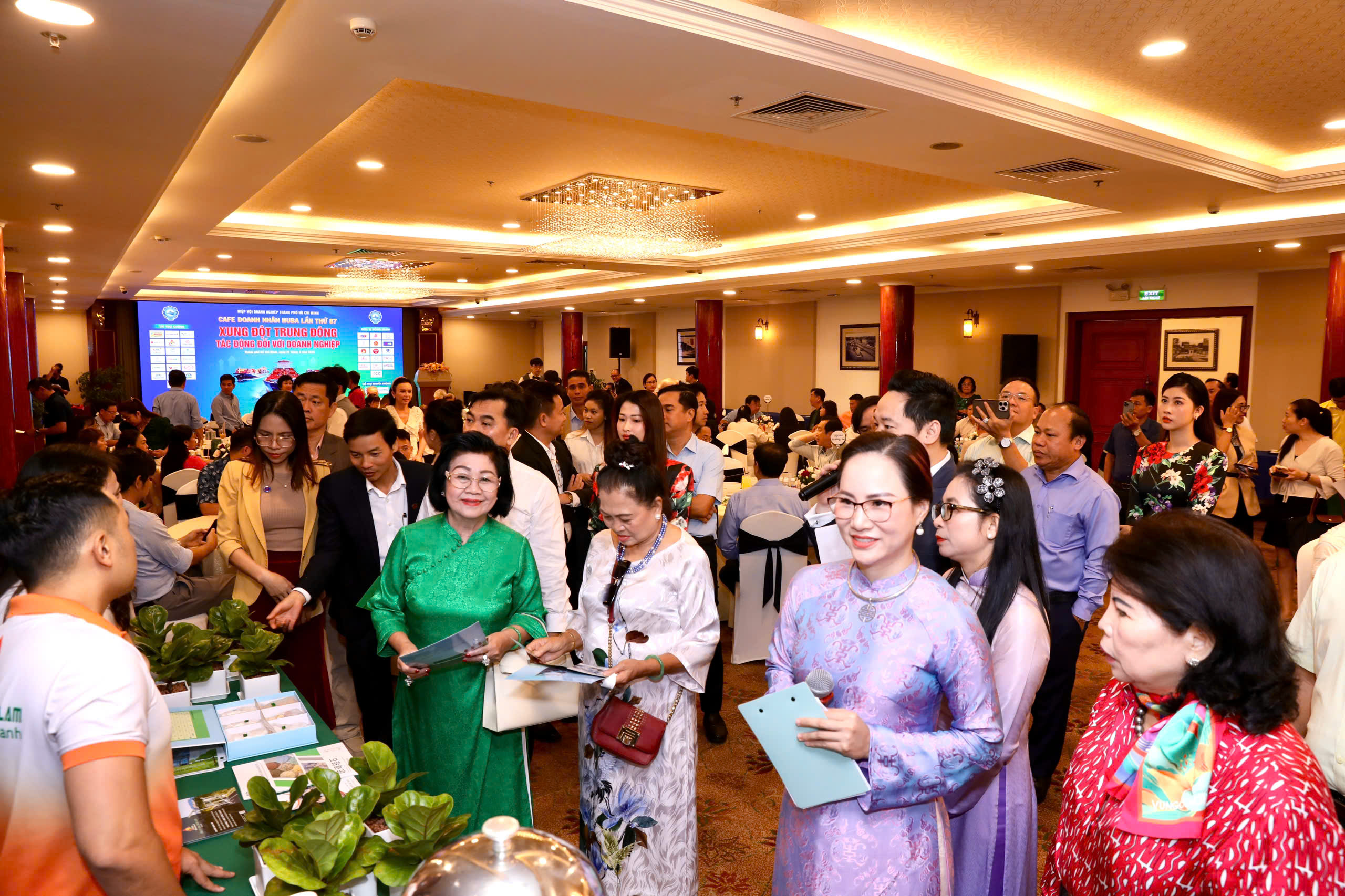 Doanh nghiệp Việt ứng phó xung đột Trung Đông và tác động đến kinh tế 2026 - Ảnh 4.