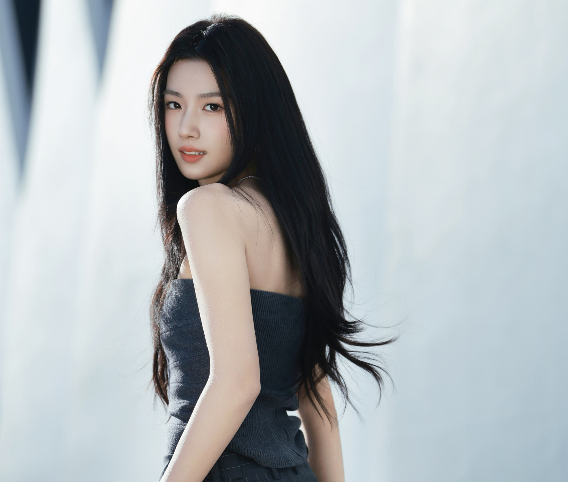 Màn lột xác 180 độ chấn động Trung Quốc: Từ gái quê kém sang đến nữ thần sắc đẹp khiến 12 triệu người mê đắm- Ảnh 3.