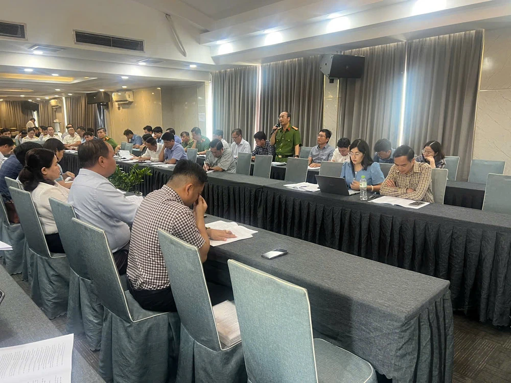 Các đại biểu góp ý tại hội thảo. Ảnh: HỮU ĐĂNG IMG_3010.jpeg