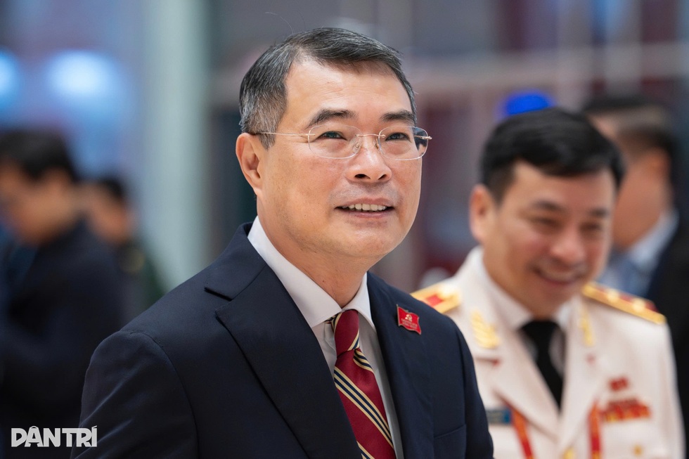 Các lãnh đạo chủ chốt và tất cả Ủy viên Bộ Chính trị trúng cử vào Quốc hội - 2