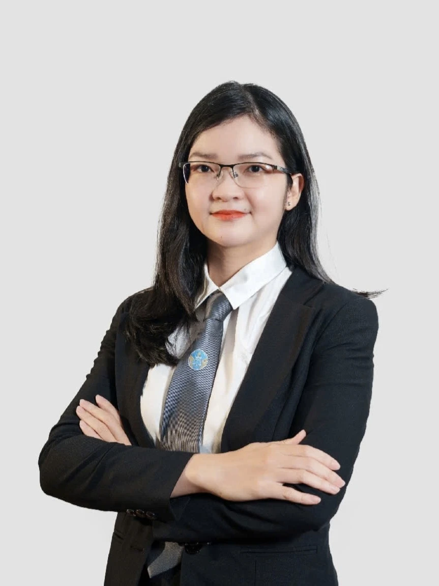 Luật sư Hoàng Thị Hồng Lĩnh IMG_6737.jpeg