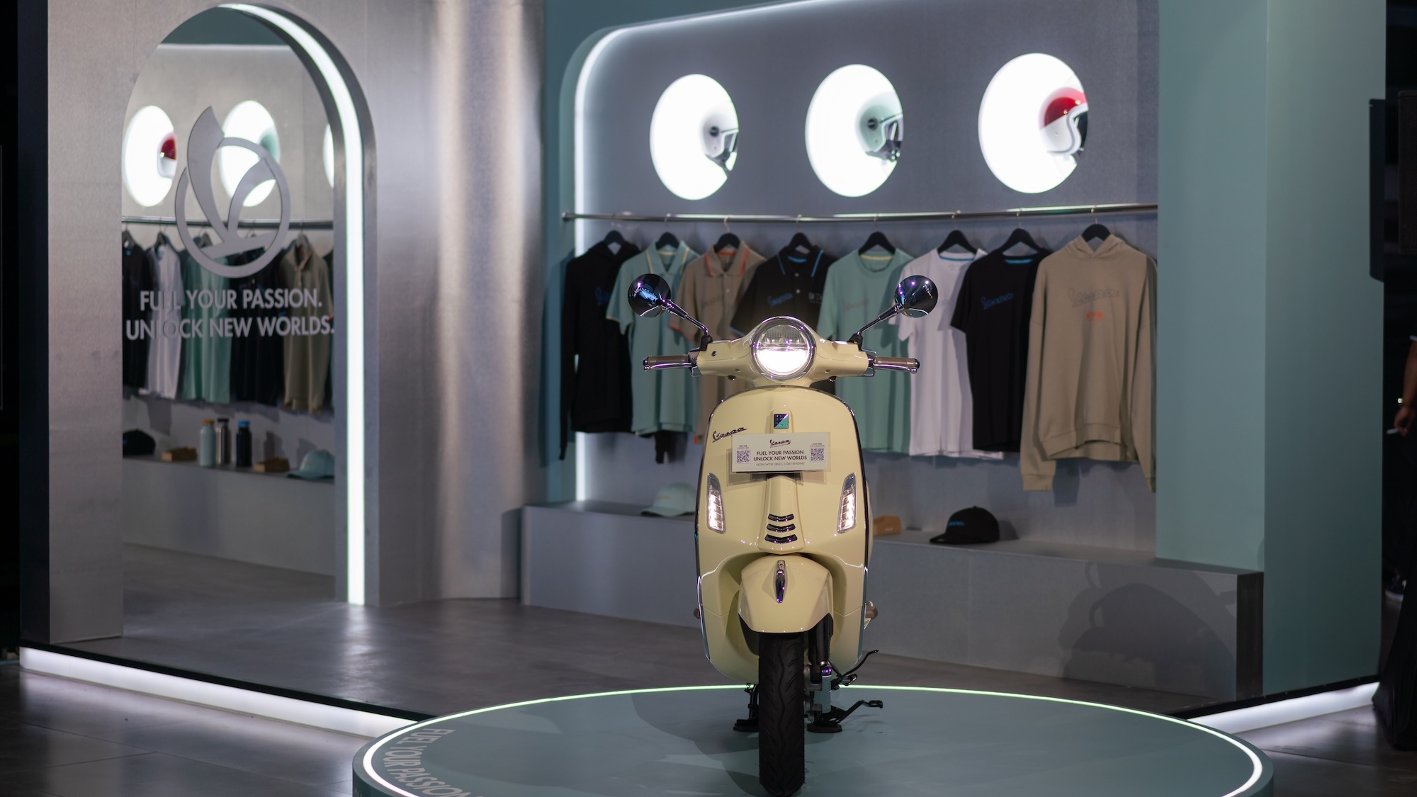 Vespa Sprint và Primavera lần đầu trang bị động cơ 180cc ở Đông Nam Á, giá không đổi 9 Vespa - Ảnh 9.