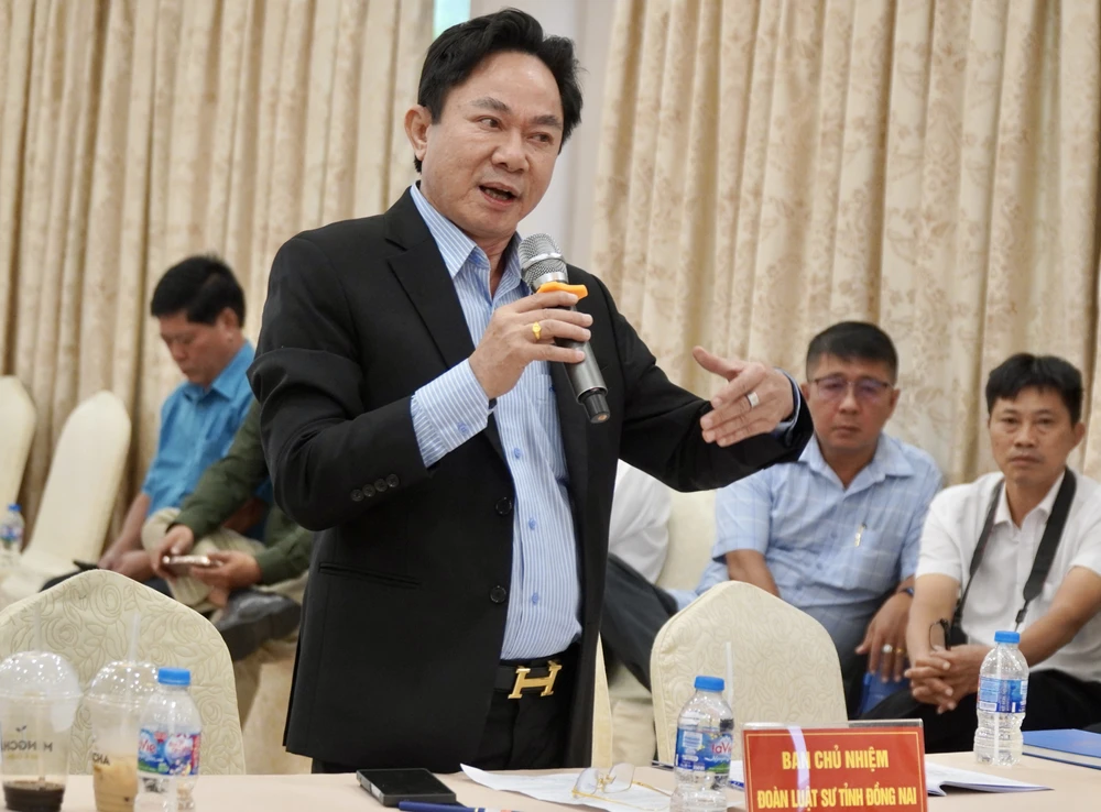 Luật sư Nguyễn Đình Hải - đại diện Ban Chủ nhiệm Đoàn Luật sư tỉnh Đồng Nai nêu quan điểm. Ảnh: VŨ HỘI luật sư 1.jpg