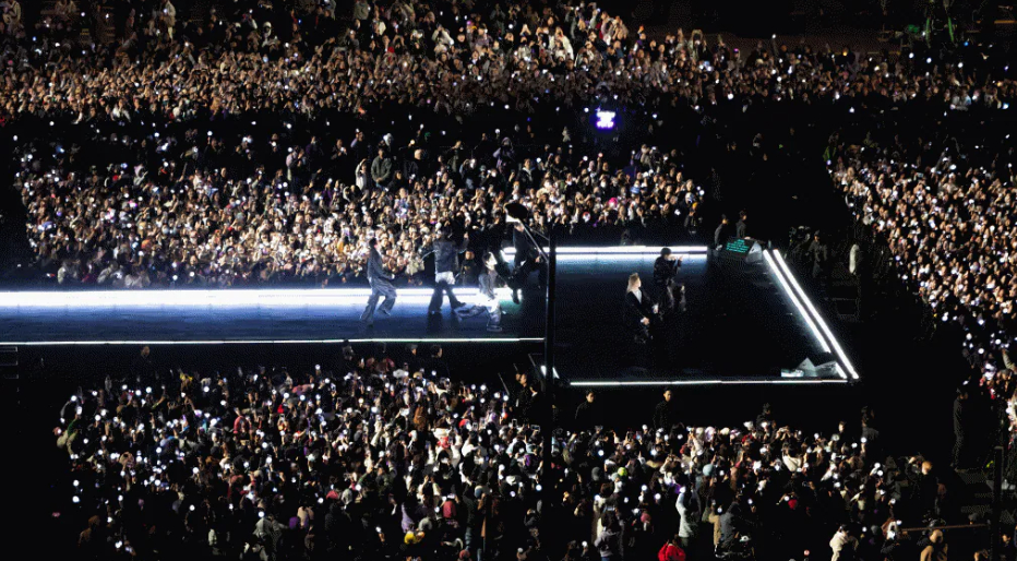 Cảnh tượng chưa từng thấy ở 