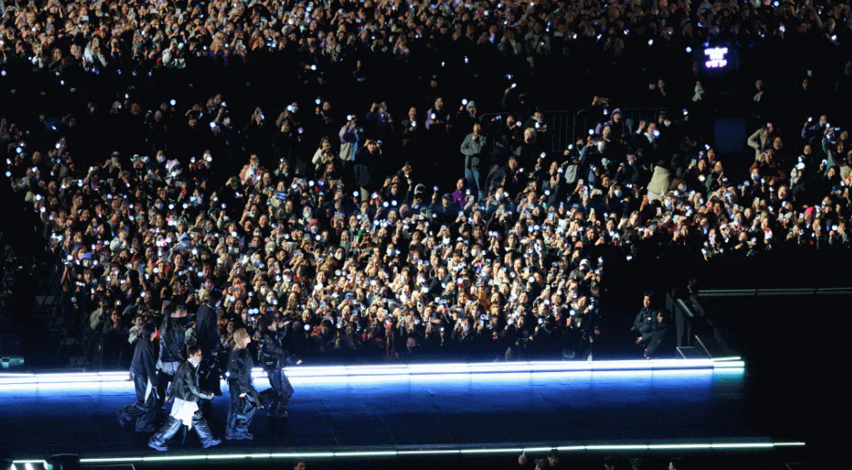 Cảnh tượng chưa từng thấy ở 