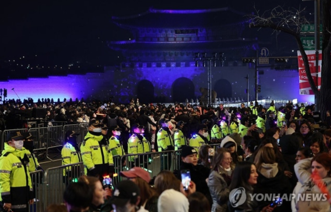 Cảnh tượng chưa từng thấy ở 