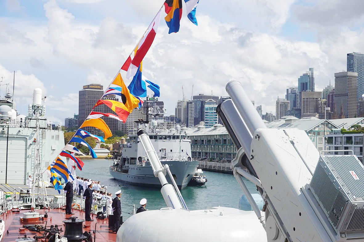 Hình ảnh tàu hộ vệ tên lửa 016-Quang Trung trong lễ duyệt binh tàu Hải quân quốc tế- Ảnh 6.