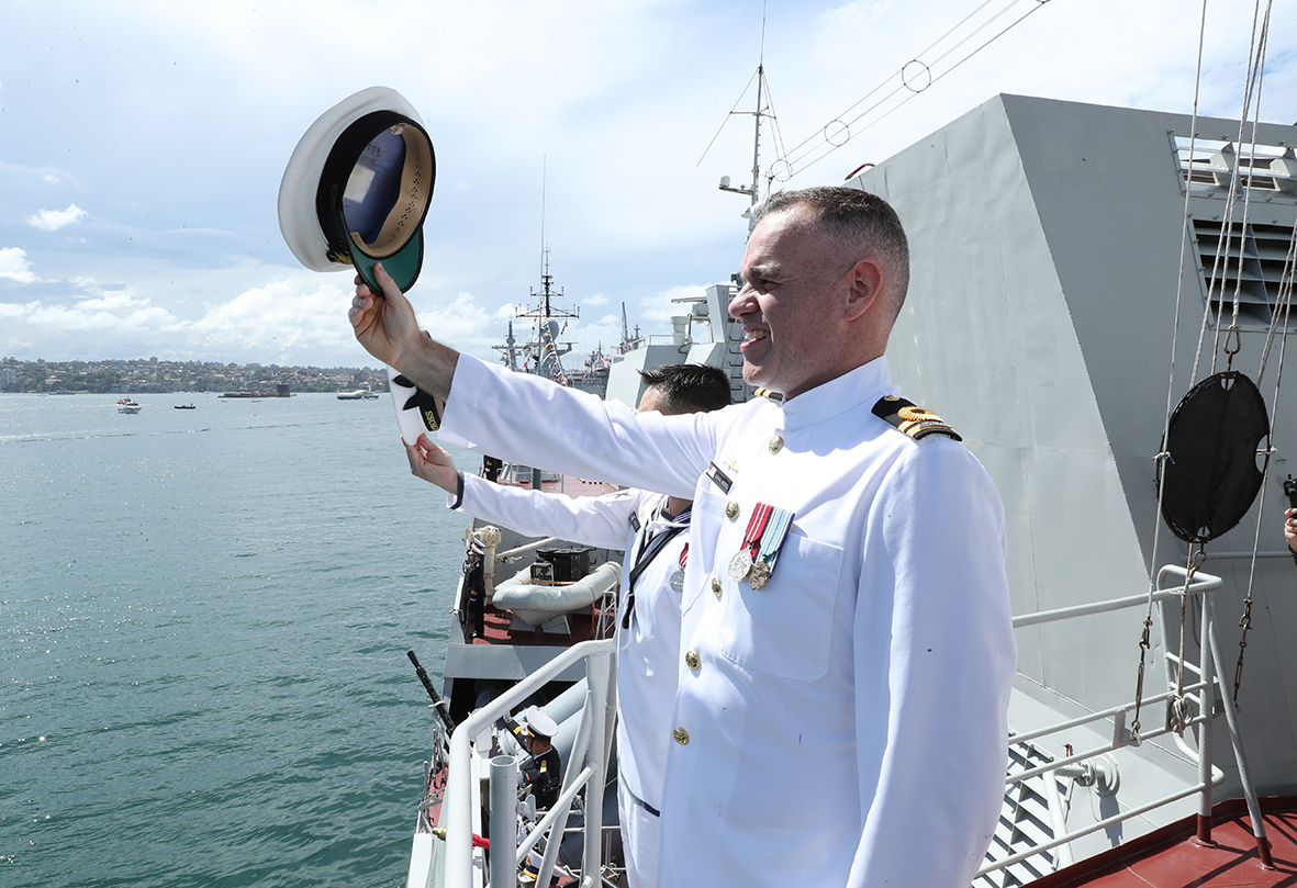 Hình ảnh tàu hộ vệ tên lửa 016-Quang Trung trong lễ duyệt binh tàu Hải quân quốc tế- Ảnh 7.