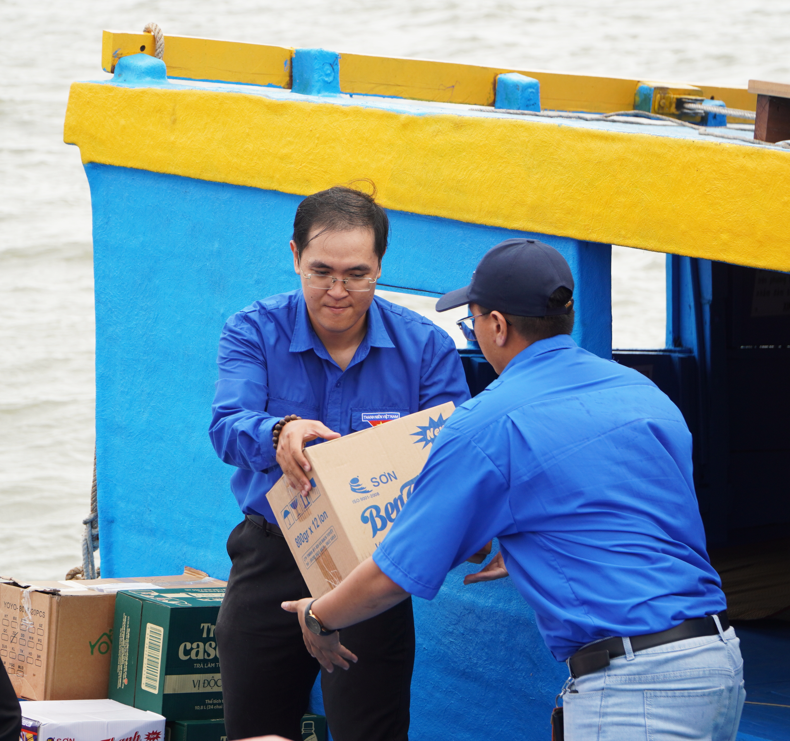 Tuổi trẻ hướng về biển đảo bằng sức mạnh kết nối, tinh thần trách nhiệm 13 Tuổi trẻ hướng về biển đảo bằng sức mạnh kết nối, tinh thần trách nhiệm - Ảnh 19.