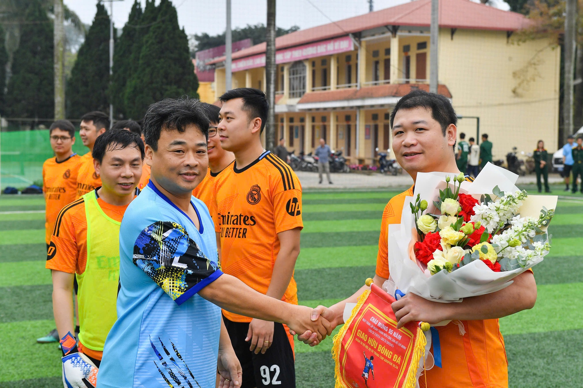 Giao hữu bóng đá kỷ niệm 95 năm Ngày thành lập Đoàn TNCS Hồ Chí Minh - 3