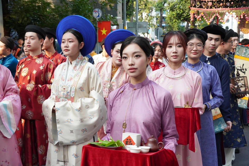 Việt phục (3).JPG