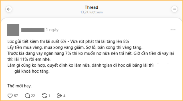 Tâm trạng người rút tiết kiệm đi mua vàng: Vừa rút tiền xong thì lãi suất tăng, cầm 5 chỉ vàng chưa nóng tay đã “lỗ” 7 triệu rưỡi- Ảnh 2.