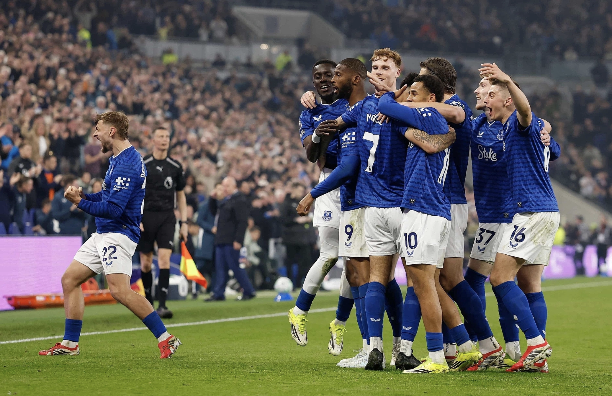 Chelsea thua sốc Everton, nguy cơ mất vé châu Âu - Ảnh 4.