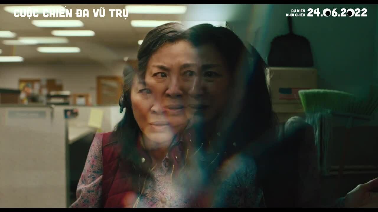 Trailer phim 'Everything Everywhere All at Once'