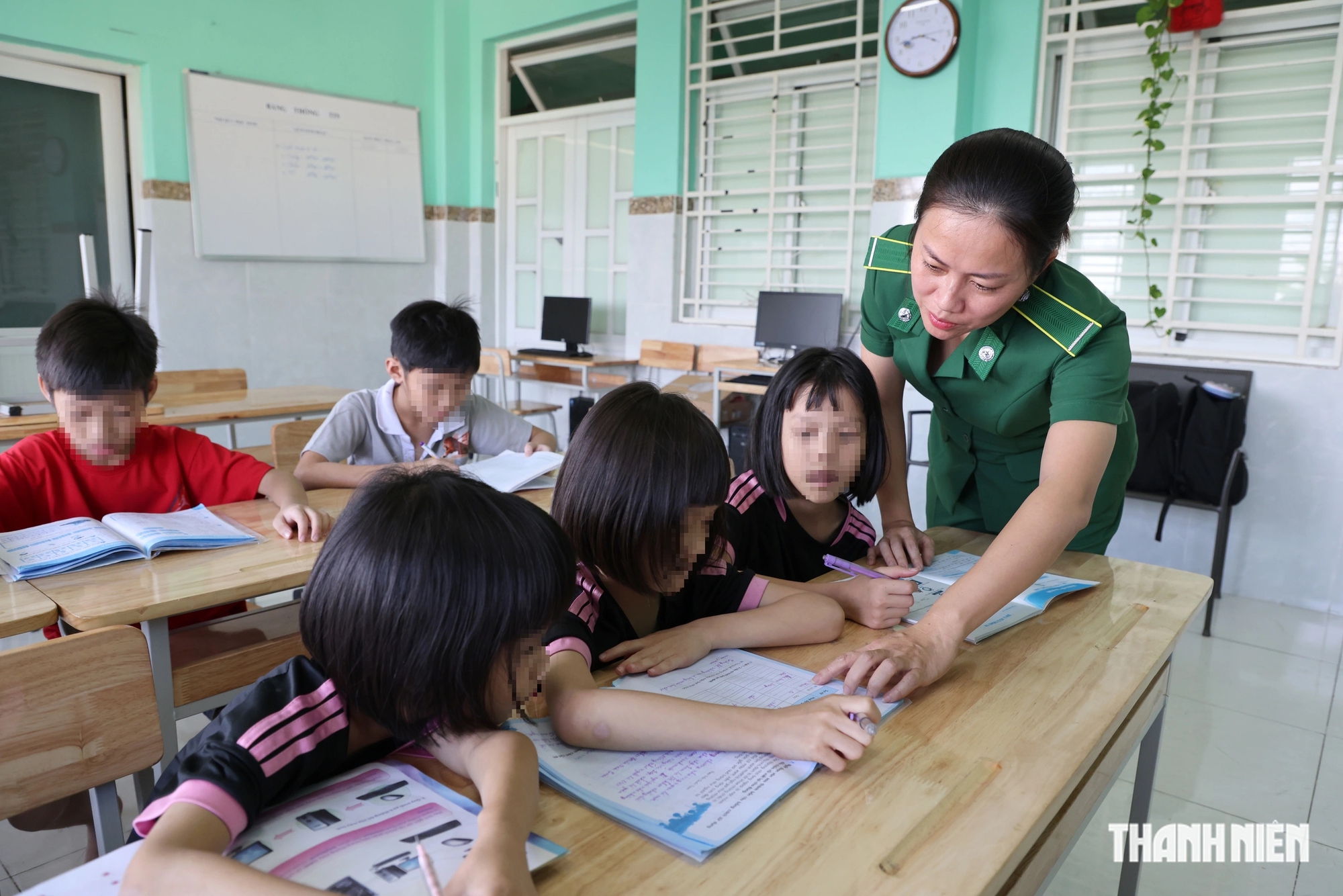 Từ điều tra 'Tội ác trong một mái ấm': Vẽ lại tuổi thơ sau giông bão- Ảnh 5.