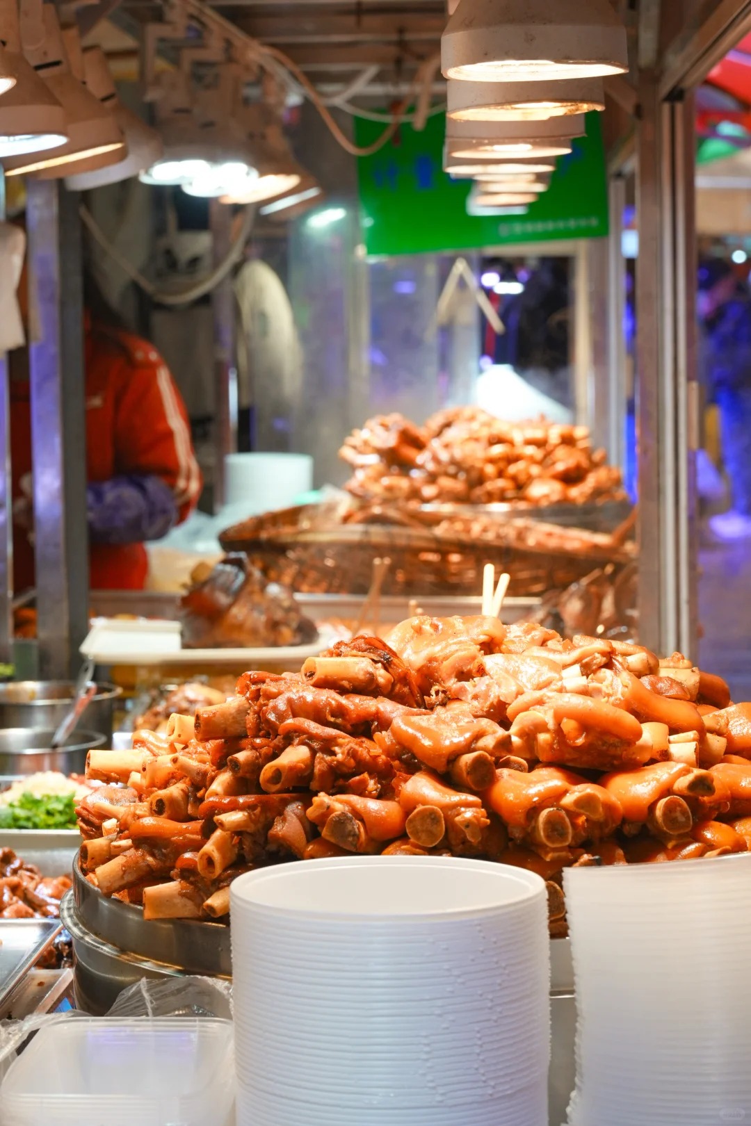 Đi chợ nông sản đâu chỉ mua rau, ấy là cuộc 