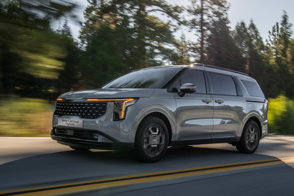 New Carnival Hybrid - Giải pháp di chuyển đáp ứng đa dạng nhu cầu khách hàng - 3