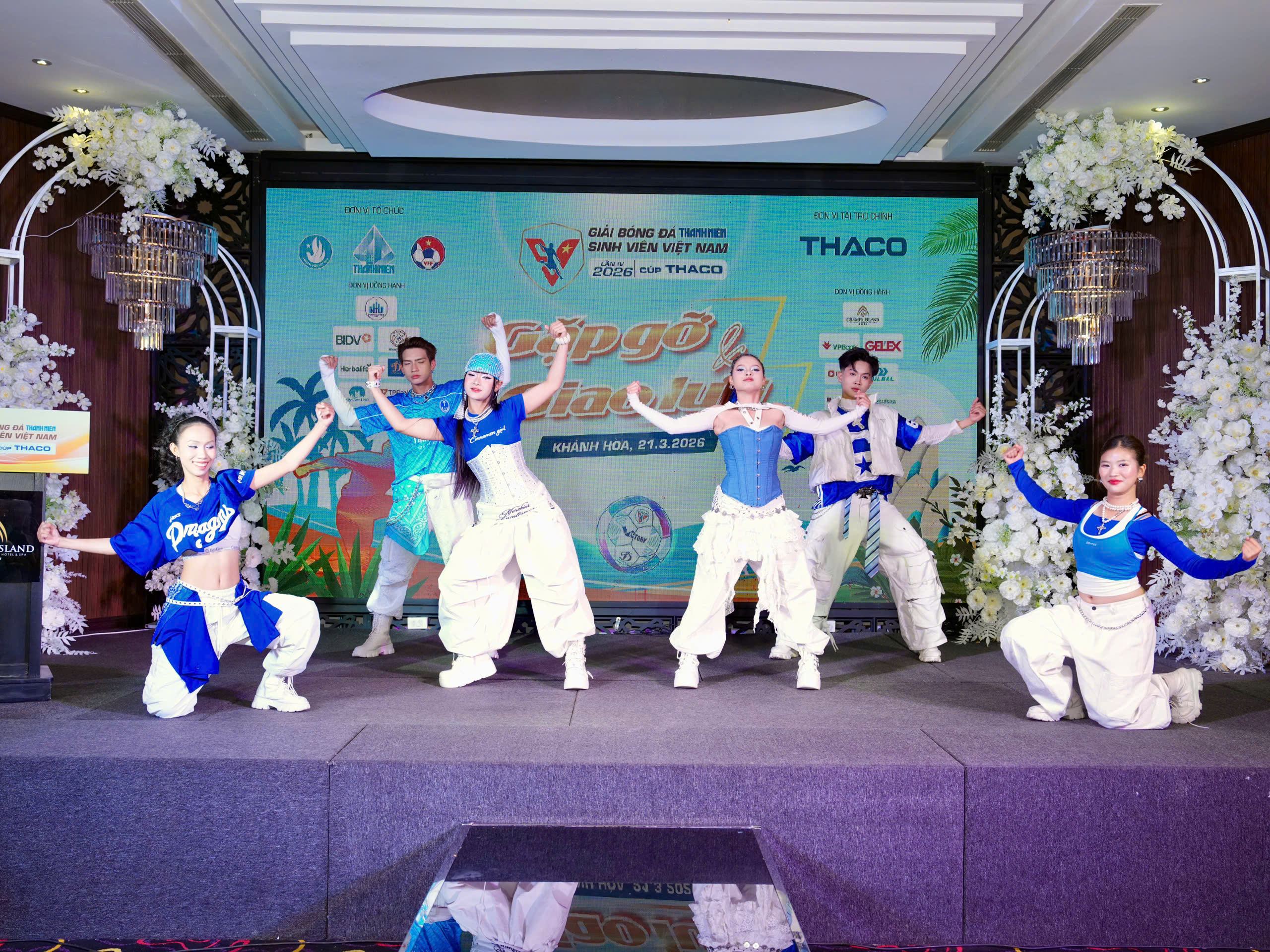 Bóng đá Thanh Niên sinh viên: Khi trái tim các cầu thủ chung một nhịp đập- Ảnh 3. Bóng đá Thanh Niên sinh viên: Khi trái tim các cầu thủ chung một nhịp đập- Ảnh 3.