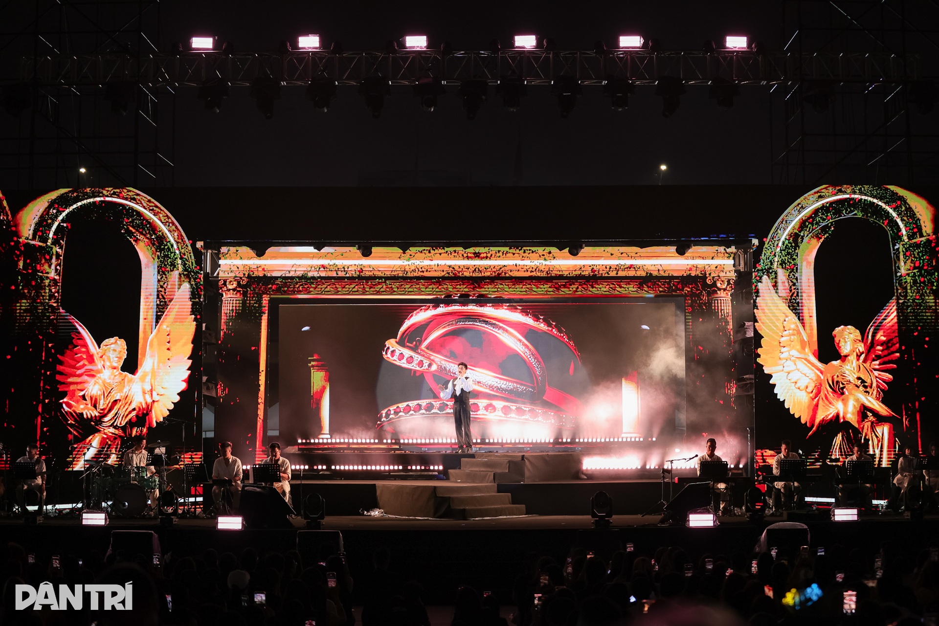 Hồ Ngọc Hà - Noo Phước Thịnh làm sống lại bản hit 10 năm trước - 5 Hồ Ngọc Hà - Noo Phước Thịnh làm sống lại bản hit 10 năm trước - 5