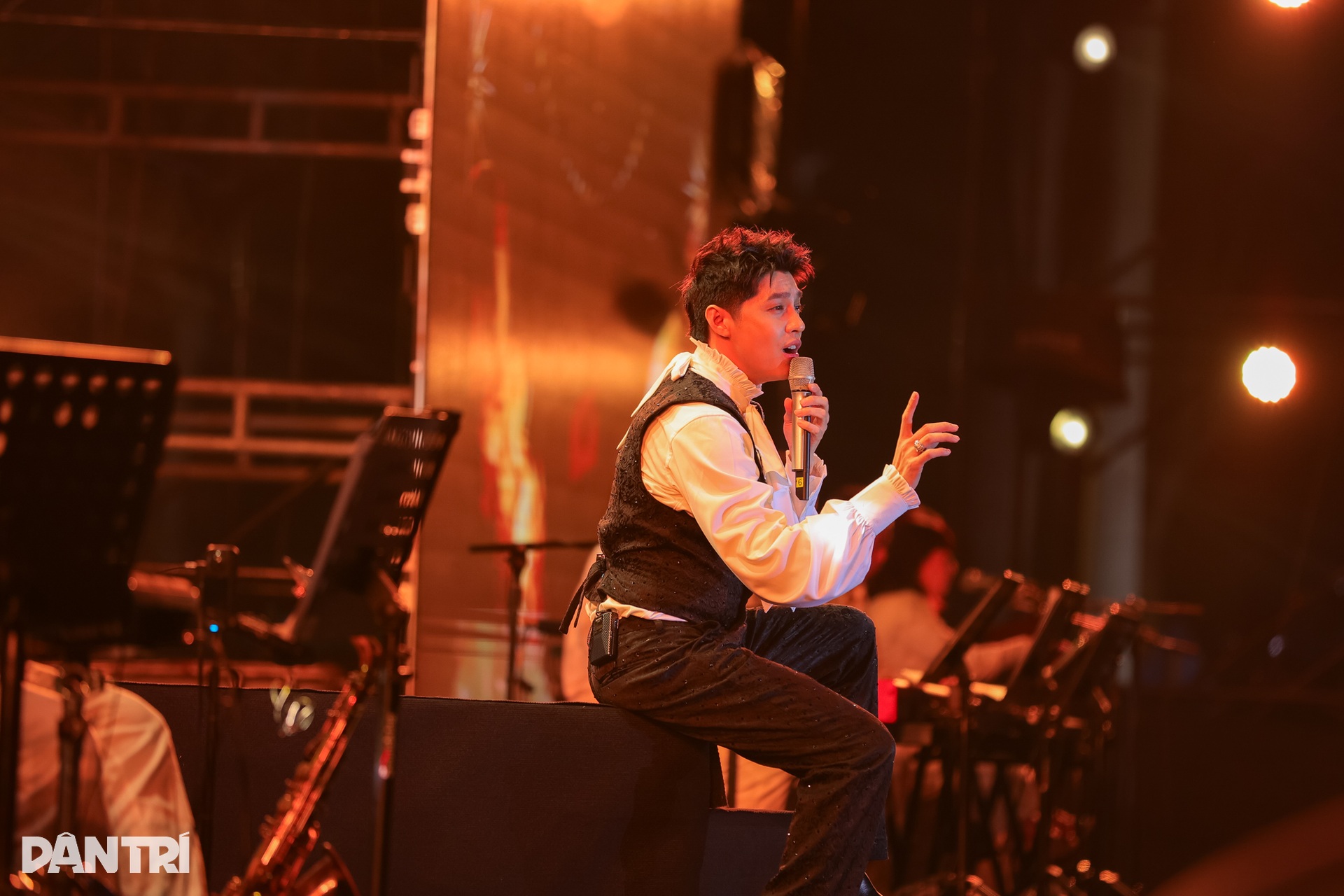 Hồ Ngọc Hà - Noo Phước Thịnh làm sống lại bản hit 10 năm trước - 11 Hồ Ngọc Hà - Noo Phước Thịnh làm sống lại bản hit 10 năm trước - 11