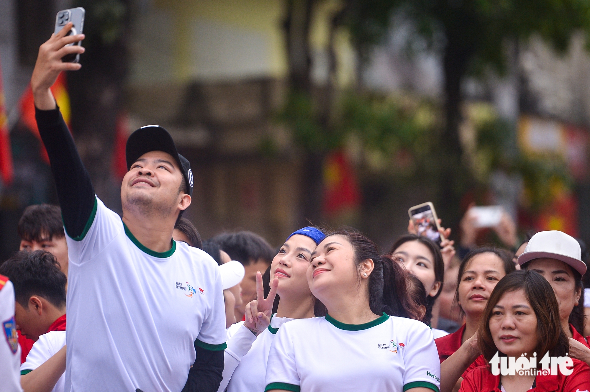 Hơn 15.000 người dự Ngày chạy Olympic 2026 ở Hà Nội - Ảnh 6.