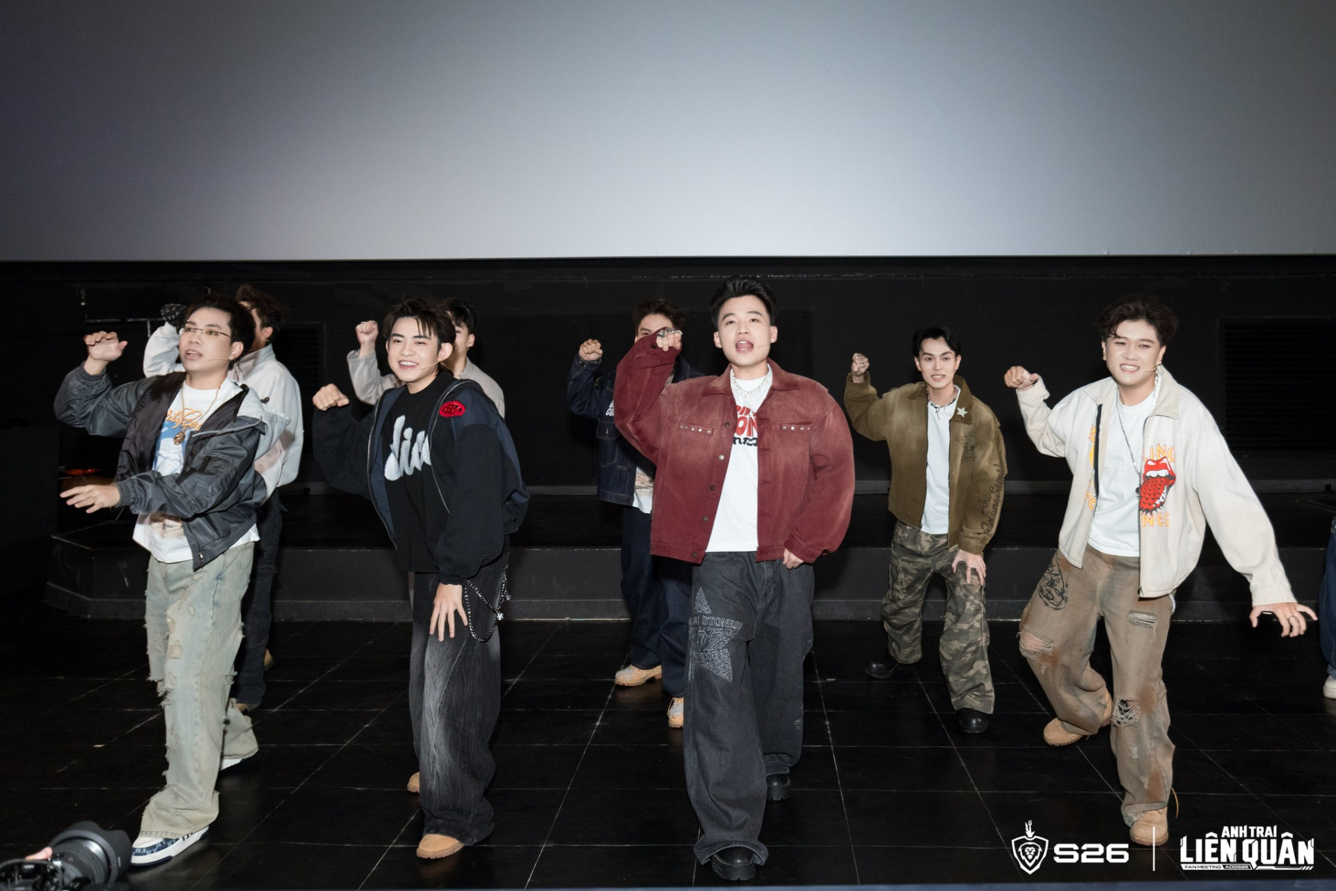 “Anh Trai Liên Quân” quậy tung fan meeting AOGS26: Triết - Karl visual căng đét, Lai Bâng - ADC hóa “tiếp viên trà chanh”- Ảnh 3.