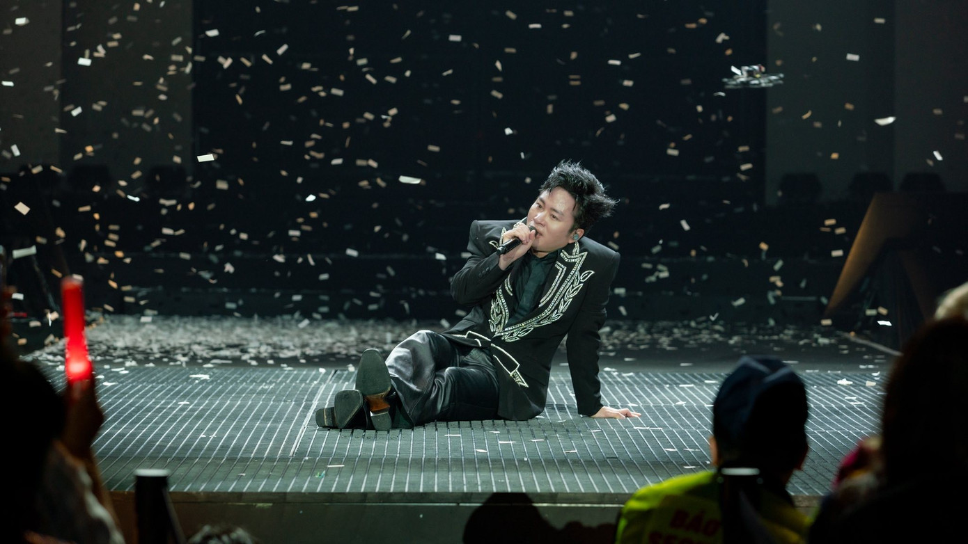 Một bản nhạc Việt gây sốt 4 lần, đẩy Tùng Dương vào tranh cãi- Ảnh 2.