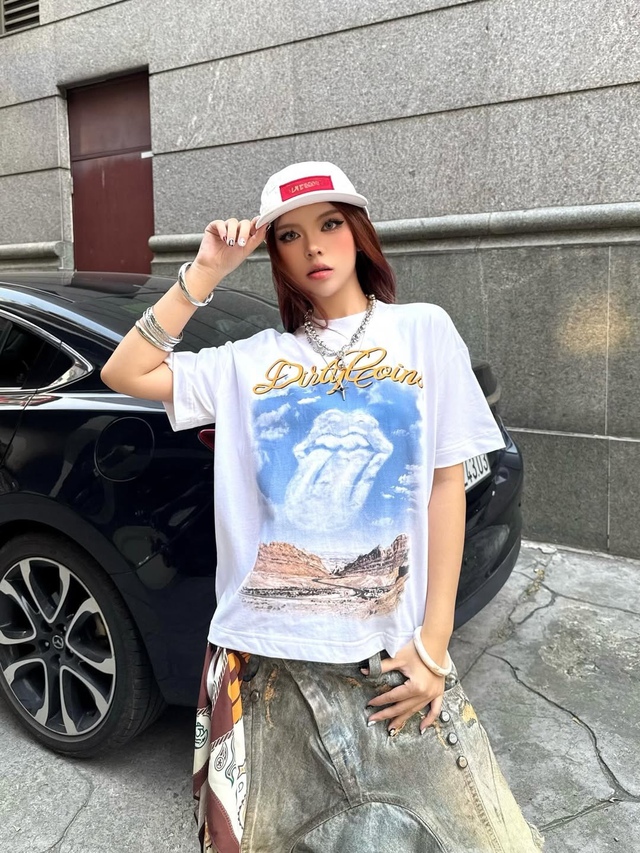 Khẳng định gu thời trang cá tính cùng dây chuyền layer nhiều lớp 2 Khẳng định gu thời trang cá tính cùng dây chuyền layer nhiều lớp - Ảnh 2.