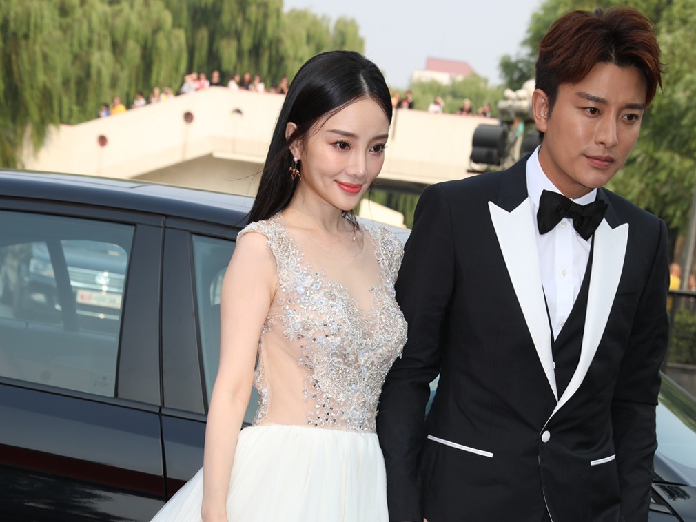 Mẹ Lý Tiểu Lộ hối hận cả đời vì để con gái lấy chồng “đũa lệch”- Ảnh 7.