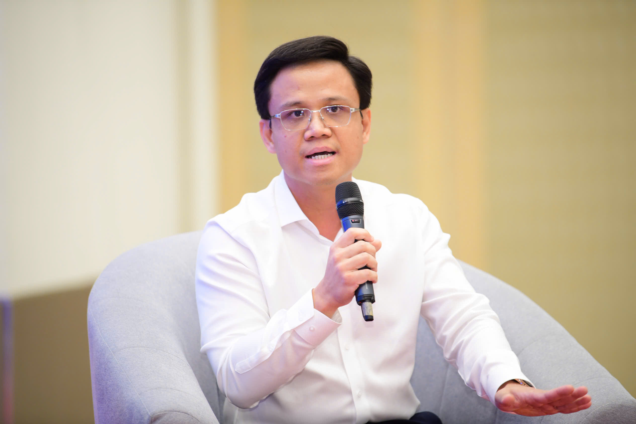 Nhiều CEO tập đoàn lớn, doanh nhân 9X trúng cử đại biểu Quốc hội 3 Nhiều CEO tập đoàn lớn, doanh nhân 9X trúng cử đại biểu Quốc hội - Ảnh 4.