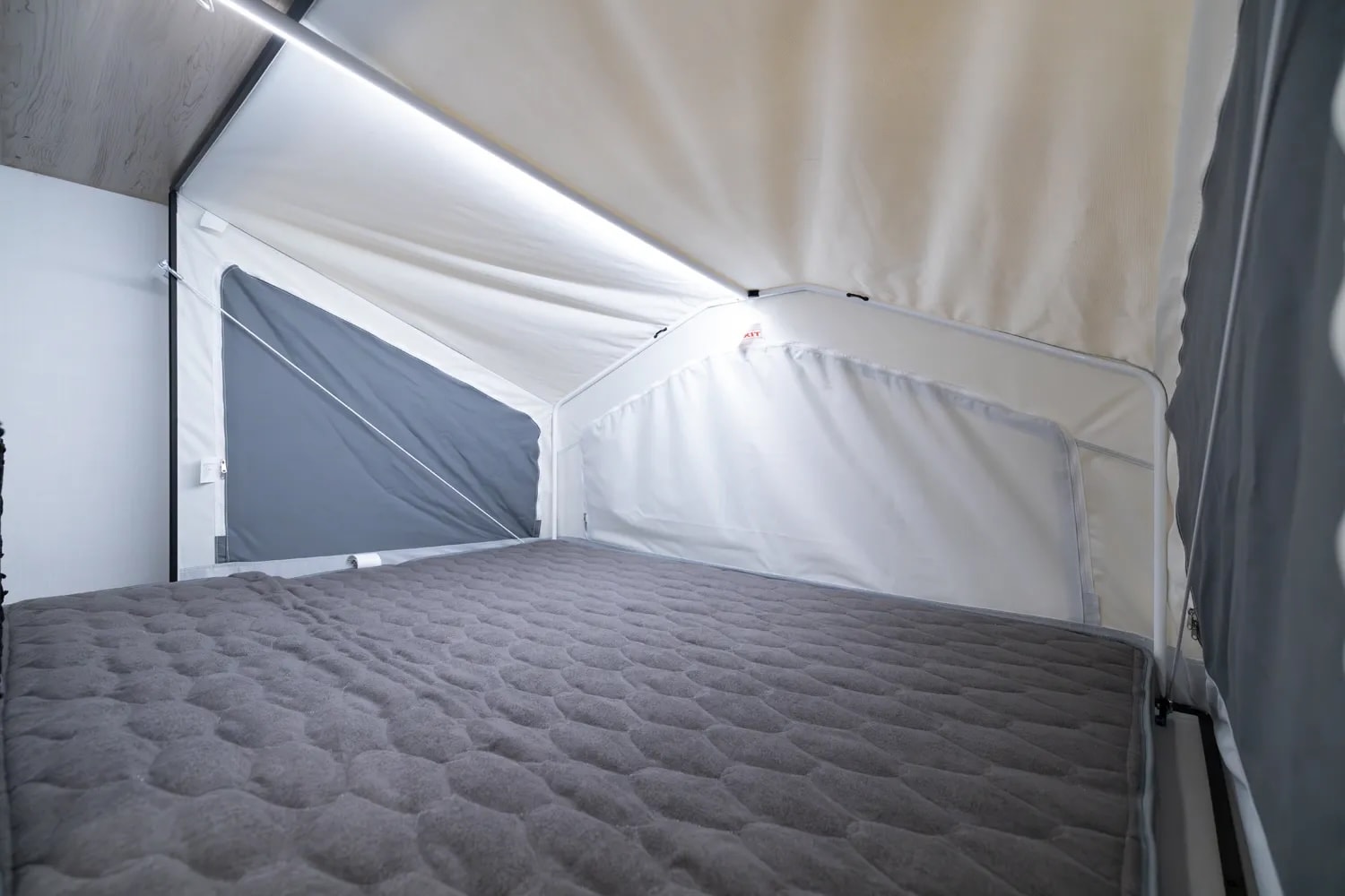 Nhà di động ở được tới 10 người, giá chỉ ngang Mazda CX-5 5 nhà di động - Ảnh 5.