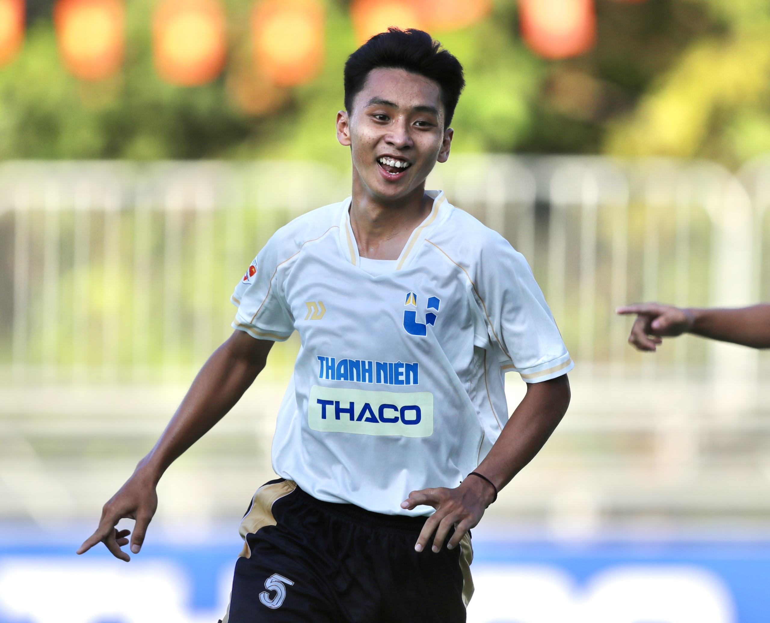 Những tràng pháo tay xứng đáng cho Trường ĐH Công nghiệp TP.HCM- Ảnh 7.