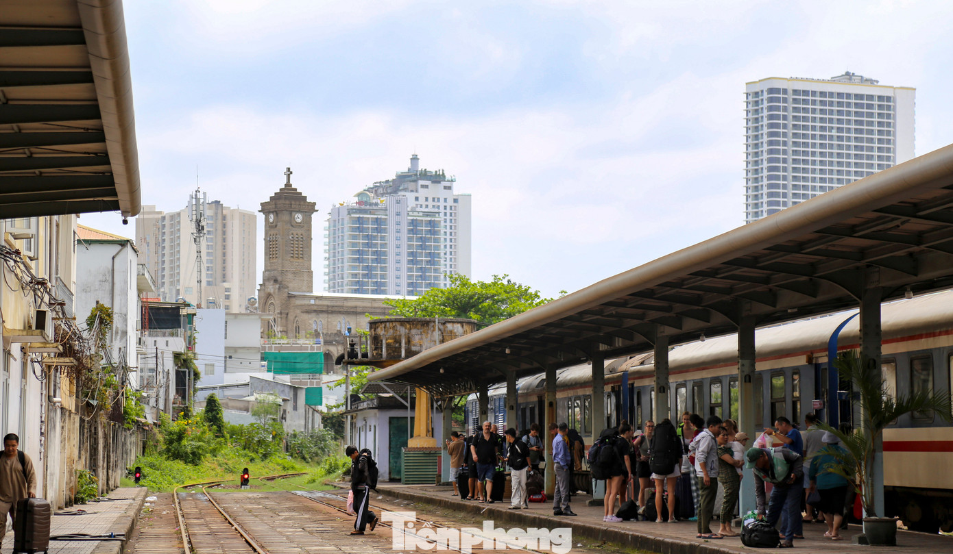 Ga tàu Nha Trang: 'Nhân chứng sống' mang dấu ấn hơn 90 năm tuổi- Ảnh 13.