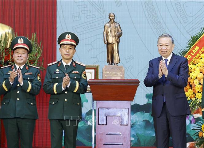 Tổng Bí thư Tô Lâm khẳng định vai trò Binh chủng Công binh trong lịch sử Việt Nam 2026 - Ảnh 6. Tổng Bí thư Tô Lâm khẳng định vai trò Binh chủng Công binh trong lịch sử Việt Nam 2026 - Ảnh 6.