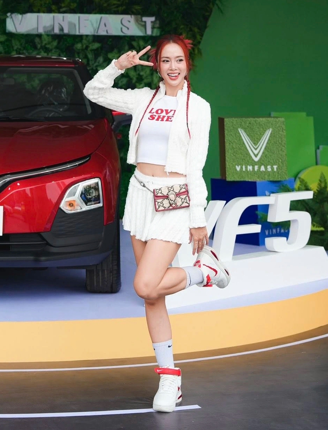 Phối thông minh để biến đồ thể thao thành thời trang hằng ngày- Ảnh 7.