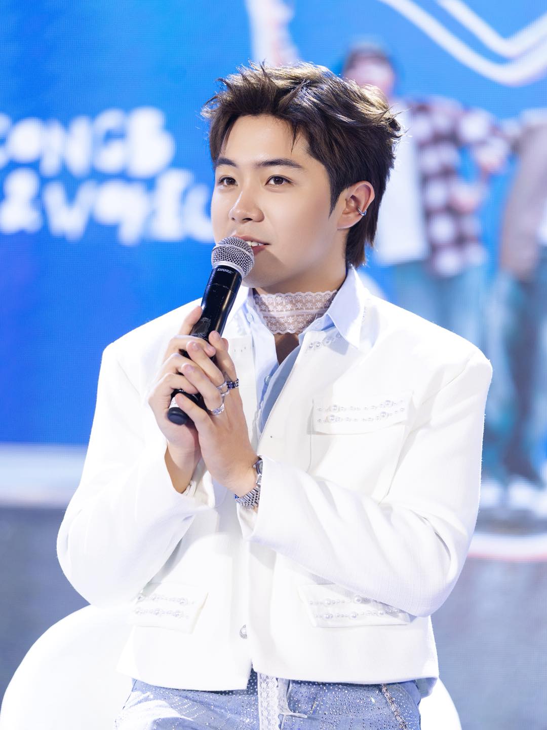 Nam rapper Việt đòi 