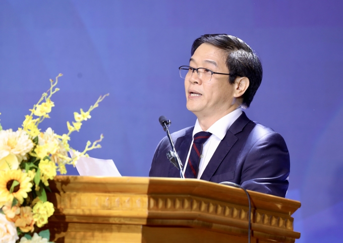 Vụ trưởng Thái Văn Tài tại buổi bế mạc và trao giải cuộc thi khoa học kỹ thuật quốc gia, chiều 2/23. Ảnh: Ban tổ chức