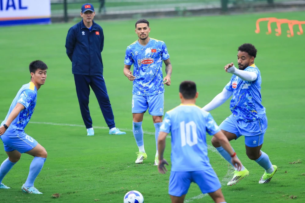 Các tuyển thủ Việt Nam hội quân rèn luyện cho trận tái đấu Malaysia lượt về Asian Cup 2027. Ảnh: VFF. malaysia-bi-loai-cay-dang-tuyen-viet-nam-luyen-cong-cho-tai-dau (6).jpg