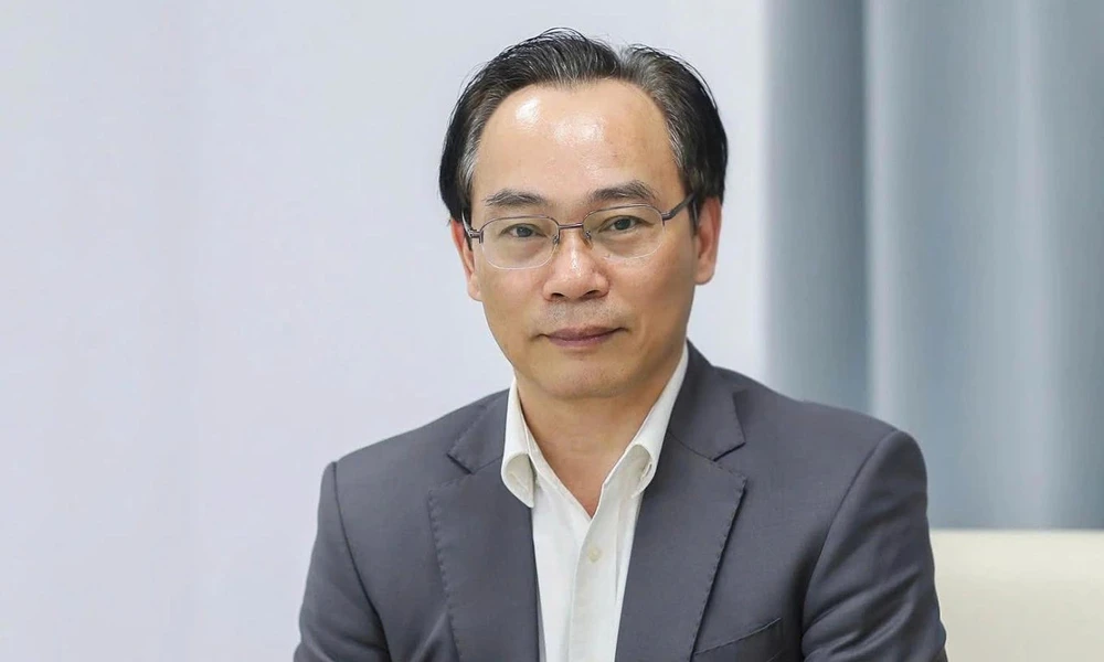 Quyền Bộ trưởng Bộ GD&ĐT Hoàng Minh Sơn. Hoang-Minh-Son.jpg