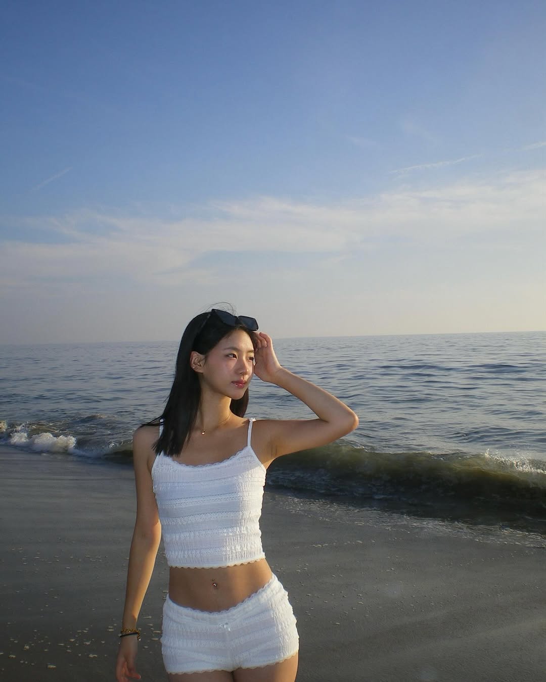 Con gái của MC hàng đầu showbiz lúc nhỏ bị chê kém sắc, giờ lột xác ngoạn mục khiến dân mạng 