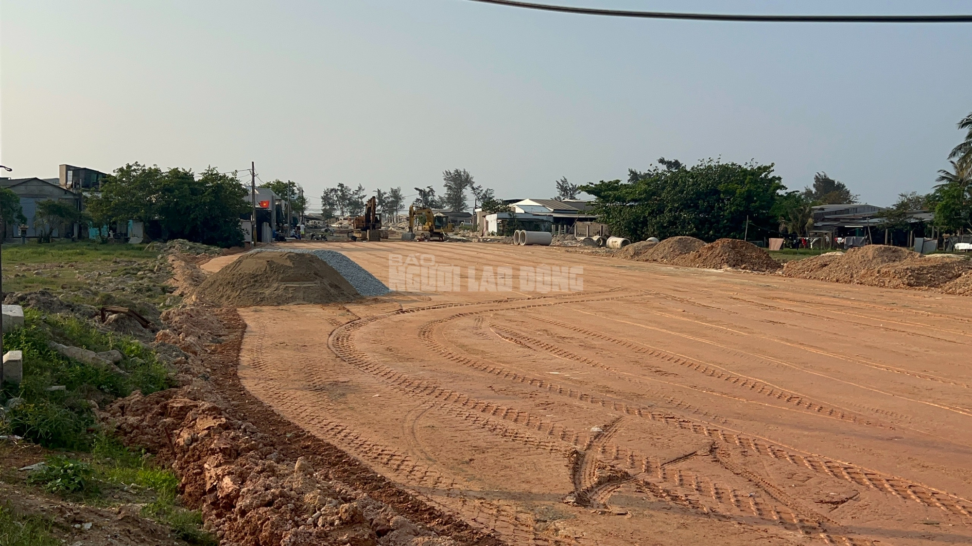 Kế hoạch thông xe cầu vượt cửa biển lớn nhất miền Trung 6 Tiết lộ kế hoạch thông xe cầu vượt cửa biển lớn nhất miền Trung - Ảnh 6.