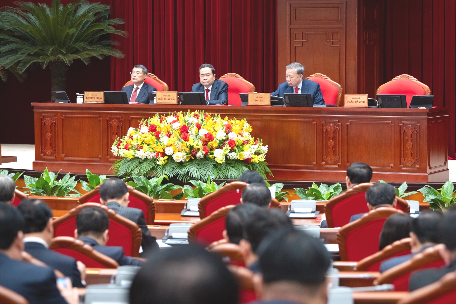 Toàn cảnh Hội nghị Trung ương 2 xem xét nhân sự lãnh đạo cơ quan Nhà nước - 11