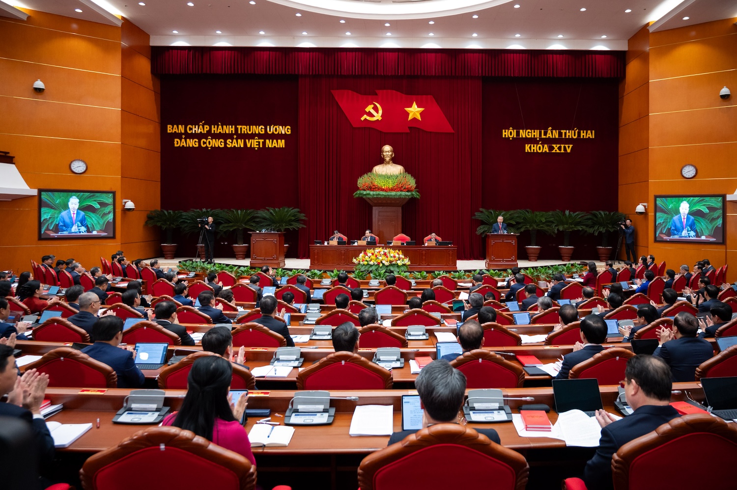 Tổng Bí thư - Ảnh 2.