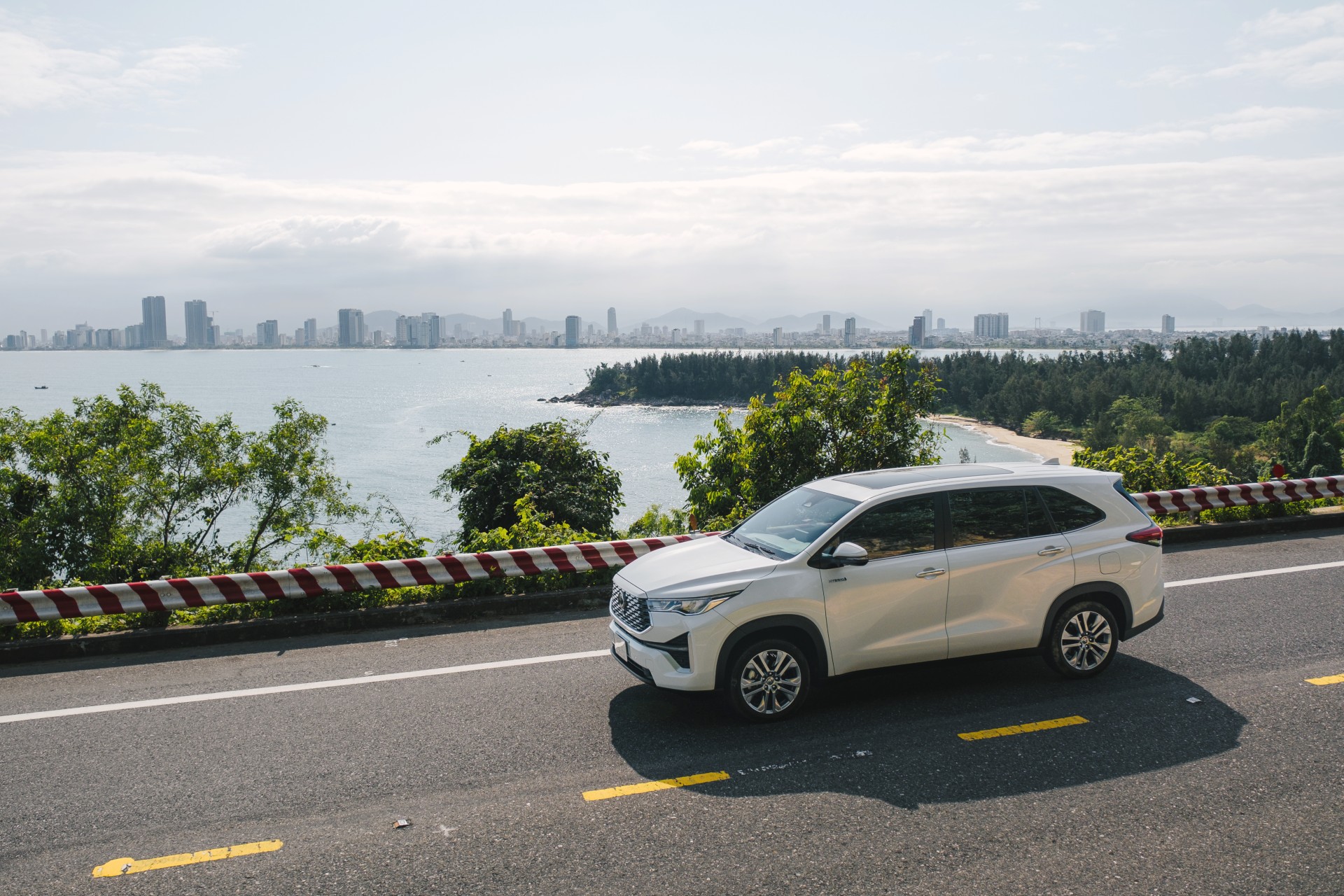 Xe Hybrid tự sạc giải quyết bài toán nhiên liệu trong bối cảnh thị trường biến động  - Ảnh 9.