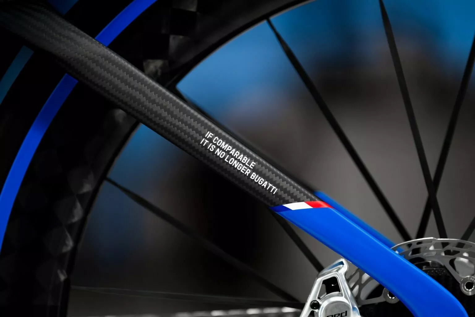 Chiếc xe đạp đắt hơn cả Mitsubishi Xforce tiêu chuẩn, nhiều chi tiết có trên siêu xe 5 xe đạp - Ảnh 14.